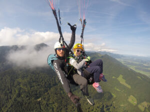 Tandemflug-Junior-Spielplatz-Natur-Paragliding-Chiemsee-Chiemgau-Hochfelln-Wolke7 Tandemflug-Junior-Spielplatz-Natur-Paragliding-Chiemsee-Chiemgau-Hochfelln-Wolke7